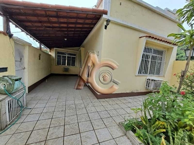 Casa em Vila Kosmos, Rio de Janeiro/RJ de 198m² 3 quartos à venda por R$ 669.000,00