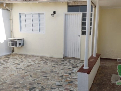 Casa em Vila Maria, São José dos Campos/SP de 0m² 2 quartos para locação R$ 1.900,00/mes