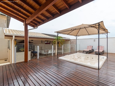 Casa em Vila Nogueira, Campinas/SP de 306m² 3 quartos à venda por R$ 847.500,00