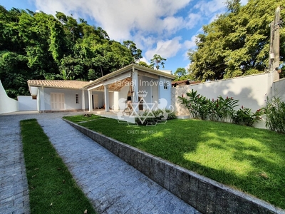 Casa em Vila Nossa Senhora Aparecida, Caraguatatuba/SP de 148m² 2 quartos à venda por R$ 479.000,00