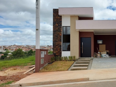 Casa em Wanel Ville, Sorocaba/SP de 137m² 3 quartos à venda por R$ 869.000,00