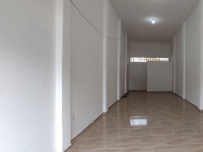 Loja em Centro, Maricá/RJ de 60m² para locação R$ 1.600,00/mes