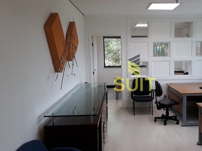 Sala em Alphaville, Santana de Parnaíba/SP de 40m² para locação R$ 2.000,00/mes