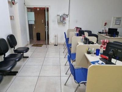 Sala em Centro, Ribeirão Preto/SP de 130m² à venda por R$ 104.000,00