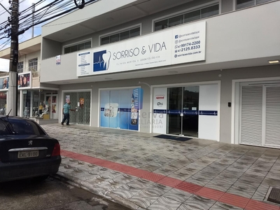 Sala em Dom Bosco, Itajaí/SC de 37m² para locação R$ 1.650,00/mes