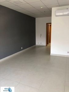 Sala em Tamboré, Santana de Parnaíba/SP de 30m² 1 quartos para locação R$ 1.800,00/mes