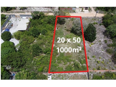 Terreno em Centro, Parnamirim/RN de 1000m² à venda por R$ 168.000,00