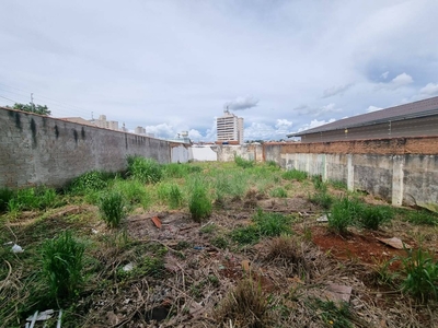 Terreno em Maracanã, Anápolis/GO de 360m² à venda por R$ 318.000,00