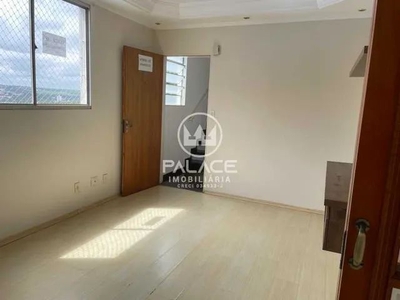 Apartamento - / Residencial / Nova América