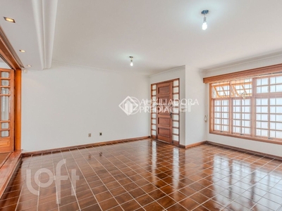 Casa 3 dorms à venda Rua Santa Tecla, Jardim Lindóia - Porto Alegre