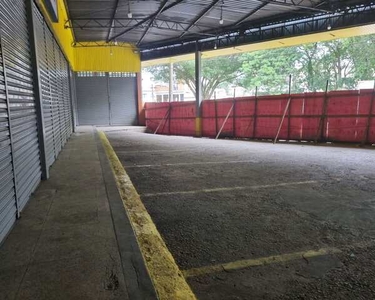 Aluga-se galpão/Depósito/Armazém proprio para supermercado com 2900 m² de galpao e 700 m