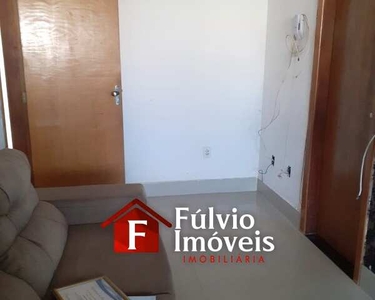 Apartamento com 2 Quartos, Elevador, Ótima Localização na Rua 04 em Vicente Pires