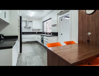 Apartamento no Bairro Jardim Blumenau em Blumenau com 3 Dormitórios (3 suítes) e 269 m²