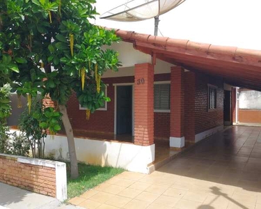 Casa de condomínio para venda possui 90 metros quadrados com 3 quartos