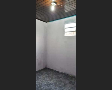 Casa para venda possui 200 metros quadrados com 2 quartos em Castanheira - Belém - PA