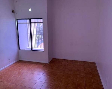 Vende apartamento no Condomínio Barramar II Calhau - São Luís - MA