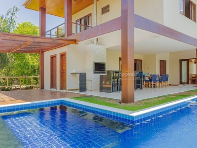 Casa Alto Padrão 5 Suítes - Praia Bella, com acesso exclusivo...