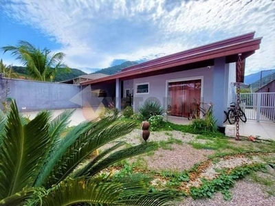 Casa em Cidade Jardim, Caraguatatuba/SP de 180m² 3 quartos à venda por R$ 979.000,00
