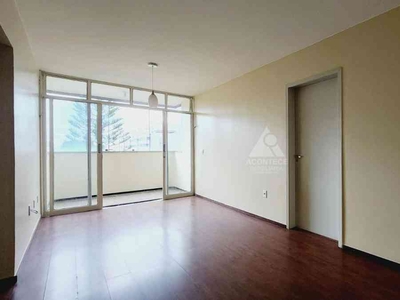 Apartamento com 2 quartos para alugar no bairro Asa Norte, 70m²