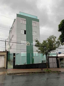 Apartamento com 3 quartos para alugar no bairro Barreiro, 135m²