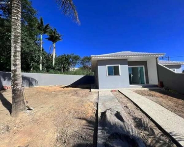 Casa para Venda em Araruama, Outeiro, 2 dormitórios, 1 suíte, 1 banheiro, 3 vagas