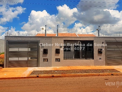 Casa Térrea com 2 Quartos à Venda por R$ 179.000