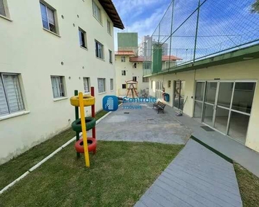 CR/ Excelente Apartamento de 2 dormitórios no Bairro Estreito em Florianópolis