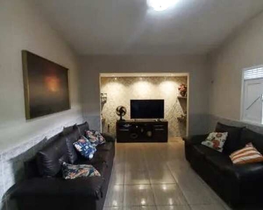 Vende-se casa com 3/4 no Bairro Monte Castelo