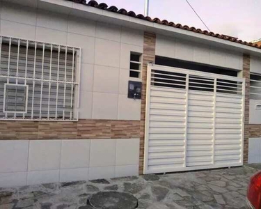 Vendo casa em Mangabeira