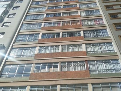 Apartamento com 3 quartos para alugar na rua halfeld, centro, juiz de fora, 150 m2 por r$ 1.500