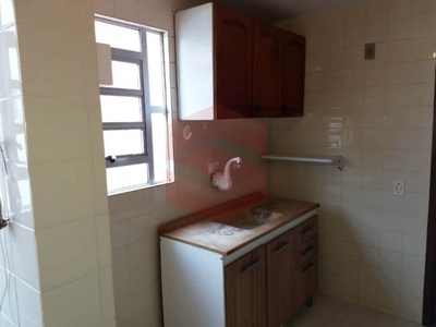 Apartamento em Vila Bancária, Campo Largo/PR de 53m² 2 quartos para locação R$ 900,00/mes