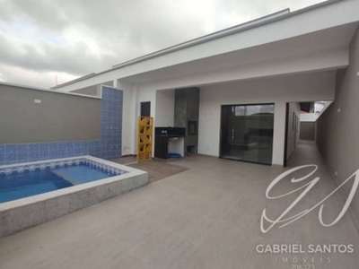 Casa nova com ótimo acabamento e piscina em itanhaém