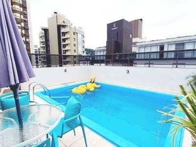 Fantástica cobertura duplex com piscina de 03 dormitórios e 01 suíte no centro de florianópolis