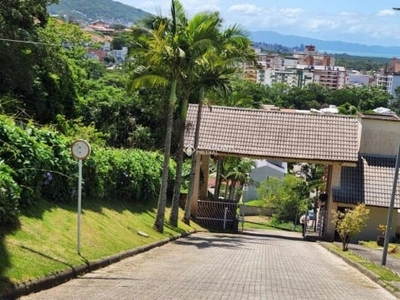 Terreno em condomínio fechado à venda na servidão joão josé de melo, 170, córrego grande, florianópolis, 794 m2 por r$ 1.200.000