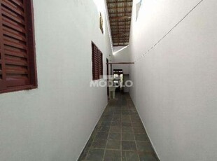 Casa residencial para locação bairro santa mônica