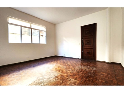 Apartamento em Cruzeiro, Belo Horizonte/MG de 130m² 4 quartos à venda por R$ 549.000,00
