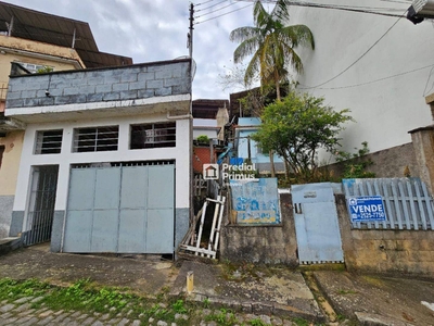 Casa em Bela Vista, Nova Friburgo/RJ de 98m² 4 quartos à venda por R$ 549.000,00