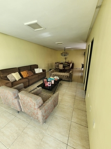Casa em Cajazeiras, Fortaleza/CE de 285m² 5 quartos à venda por R$ 779.000,00