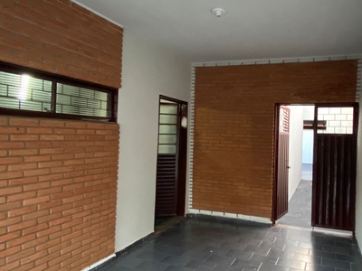 Casa em Cecap II, Votuporanga/SP de 10m² 3 quartos para locação R$ 1.000,00/mes