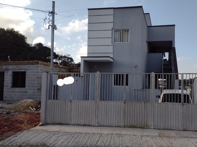 Casa em Centro (Caucaia do Alto), Cotia/SP de 50m² 2 quartos para locação R$ 1.100,00/mes