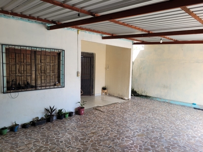 Casa em Flores, Manaus/AM de 200m² 3 quartos à venda por R$ 239.000,00