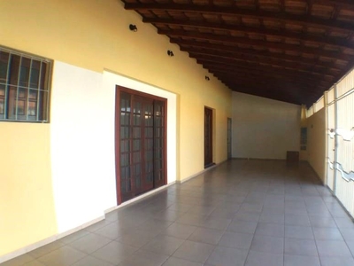 Casa em Jardim Santa Clara, Taubaté/SP de 200m² 3 quartos à venda por R$ 699.000,00