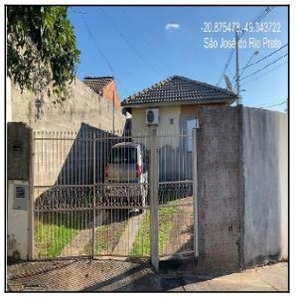 Casa em Parque Residencial Da Fraternidade, Sao Jose Do Rio Preto/SP de 202m² 2 quartos à venda por R$ 160.000,00