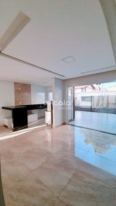Casa em Sinimbu, Belo Horizonte/MG de 160m² 5 quartos à venda por R$ 699.000,00