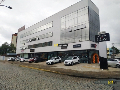 Sala em América, Joinville/SC de 78m² para locação R$ 2.750,00/mes