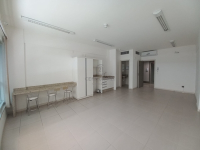 Sala em Coqueiros, Florianópolis/SC de 31m² para locação R$ 1.700,00/mes