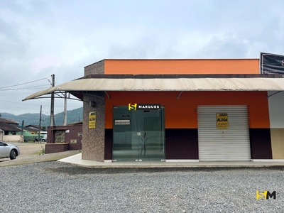 Sala em Zona Industrial Norte, Joinville/SC de 31m² para locação R$ 950,00/mes