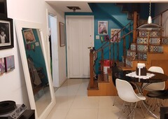 Apartamento à venda em Laranjeiras com 90 m², 2 quartos