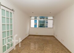 Apartamento à venda em Leblon com 82 m², 3 quartos