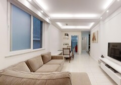 Apartamento à venda em Copacabana com 120 m², 3 quartos
